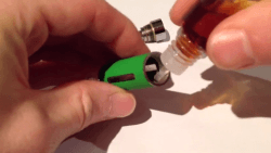 how to fill a mt3 clearomizer